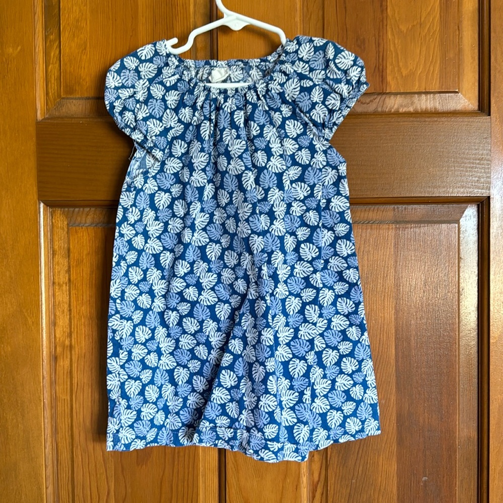Girls dress